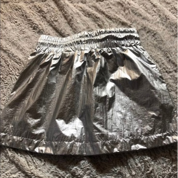 NWT silver H&M Miniskirt - XS - Picture 4 of 5